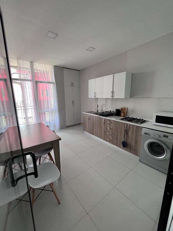 Guest House Madonna Kobuleti Εξωτερικό φωτογραφία