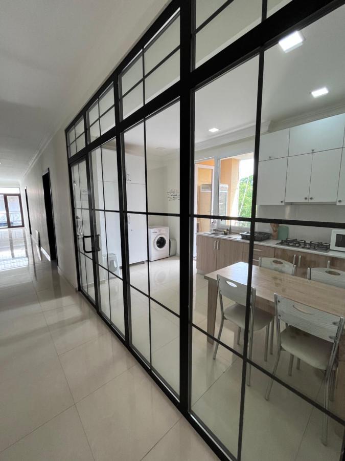 Guest House Madonna Kobuleti Εξωτερικό φωτογραφία